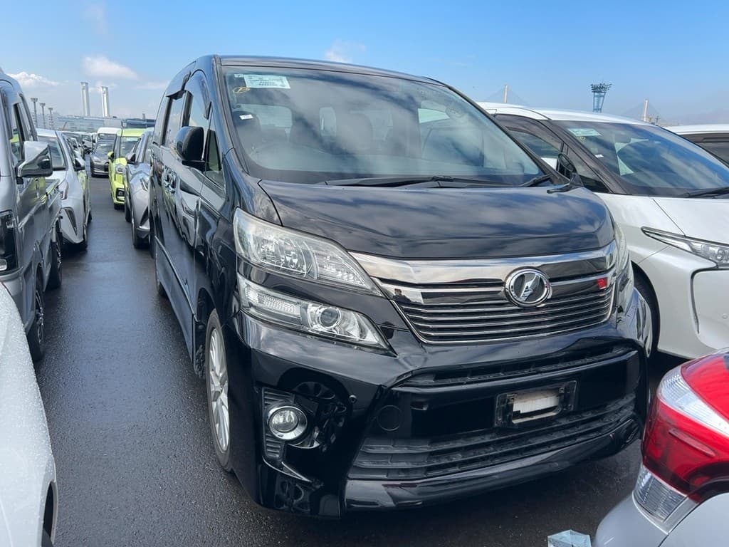 2013 Toyota Vellfire 2.4Z