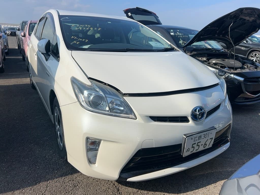 2014 Toyota Prius S